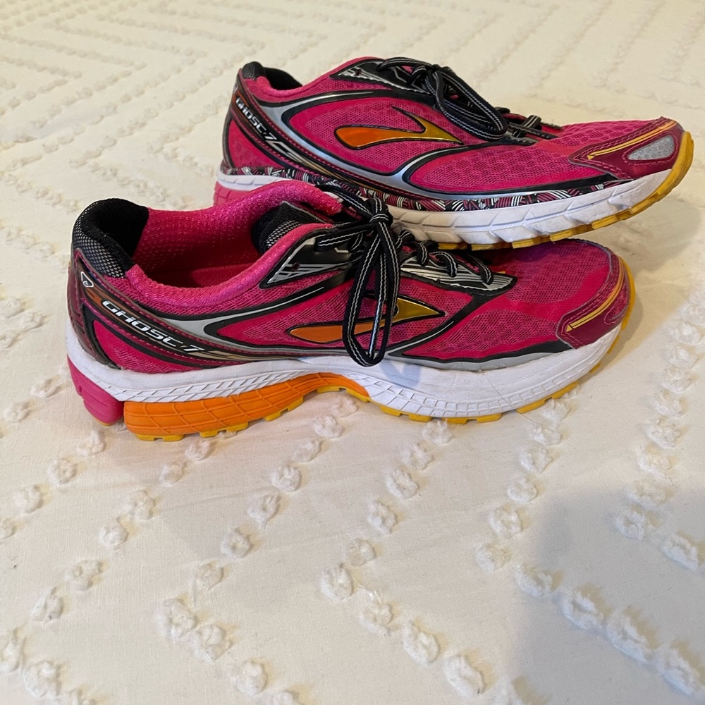 Brooks Ghost Running Shoes Size 8